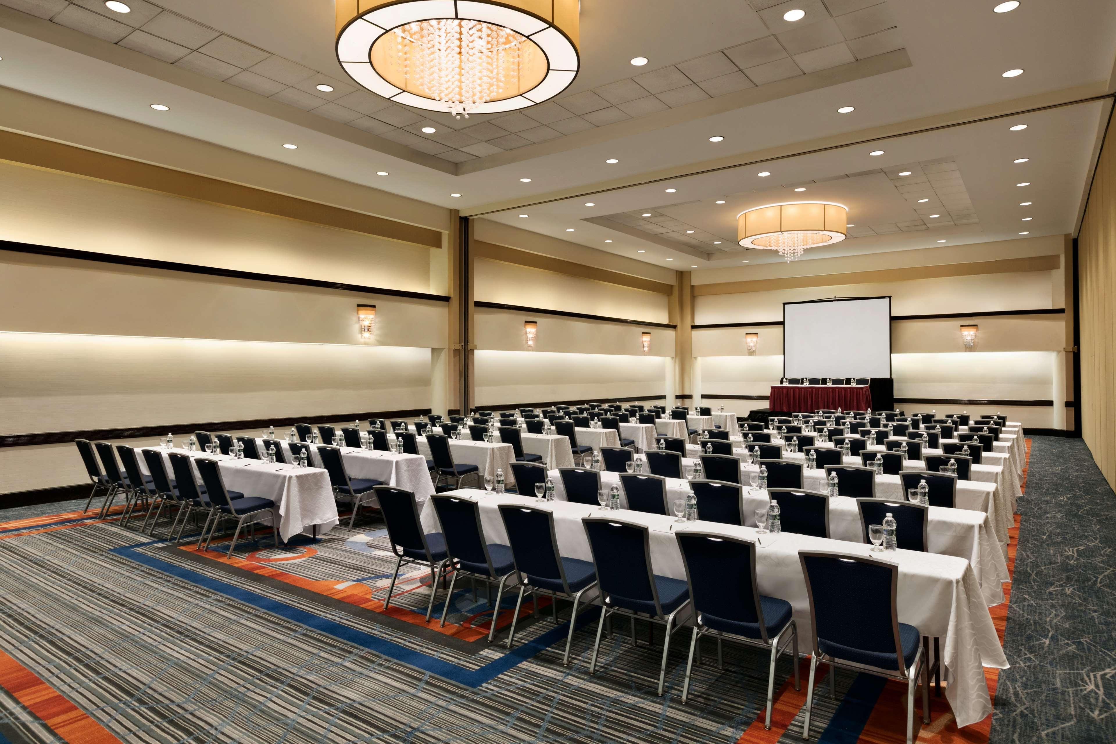 Hilton Long Island/Huntington Hotell Melville Eksteriør bilde