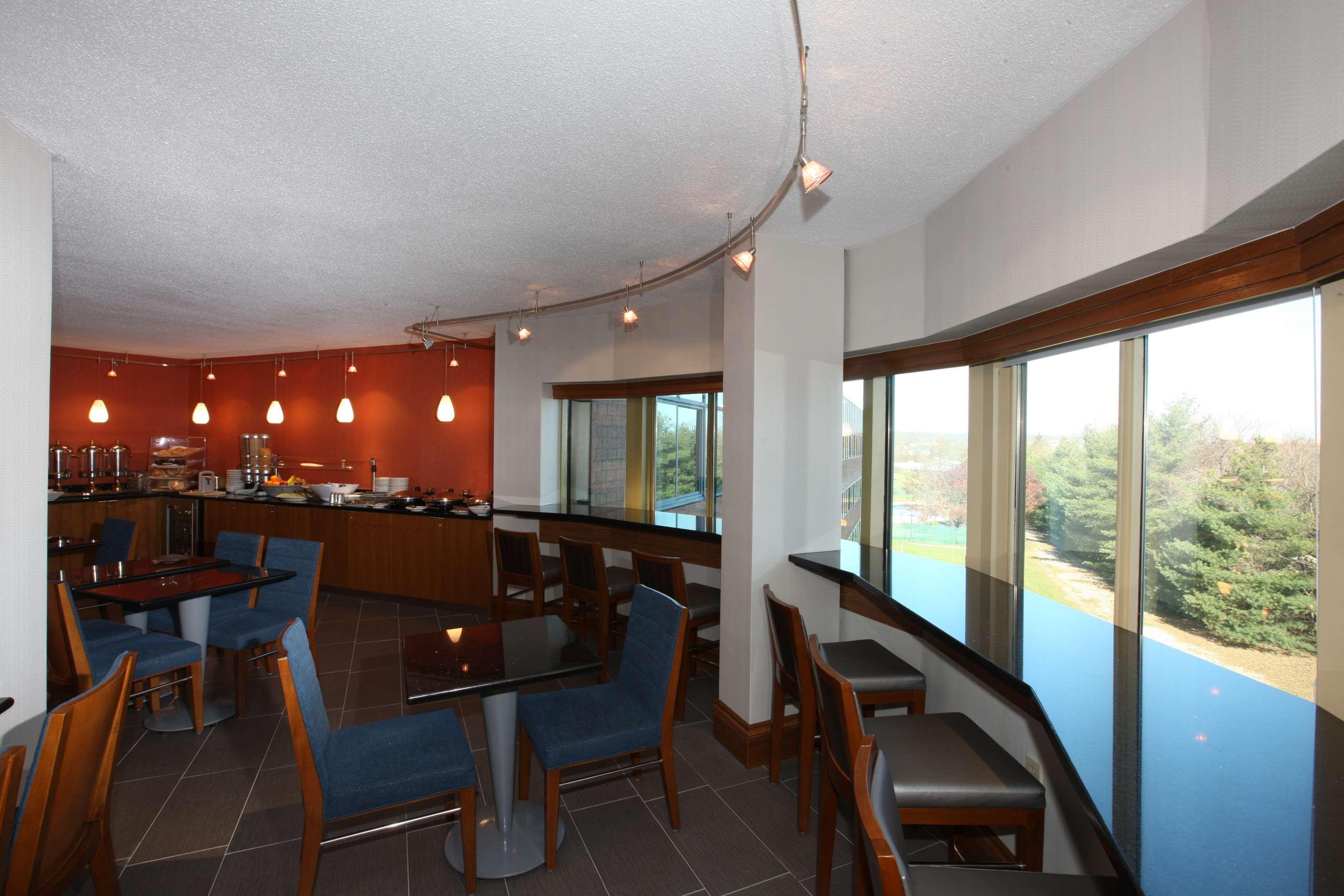 Hilton Long Island/Huntington Hotell Melville Restaurant bilde