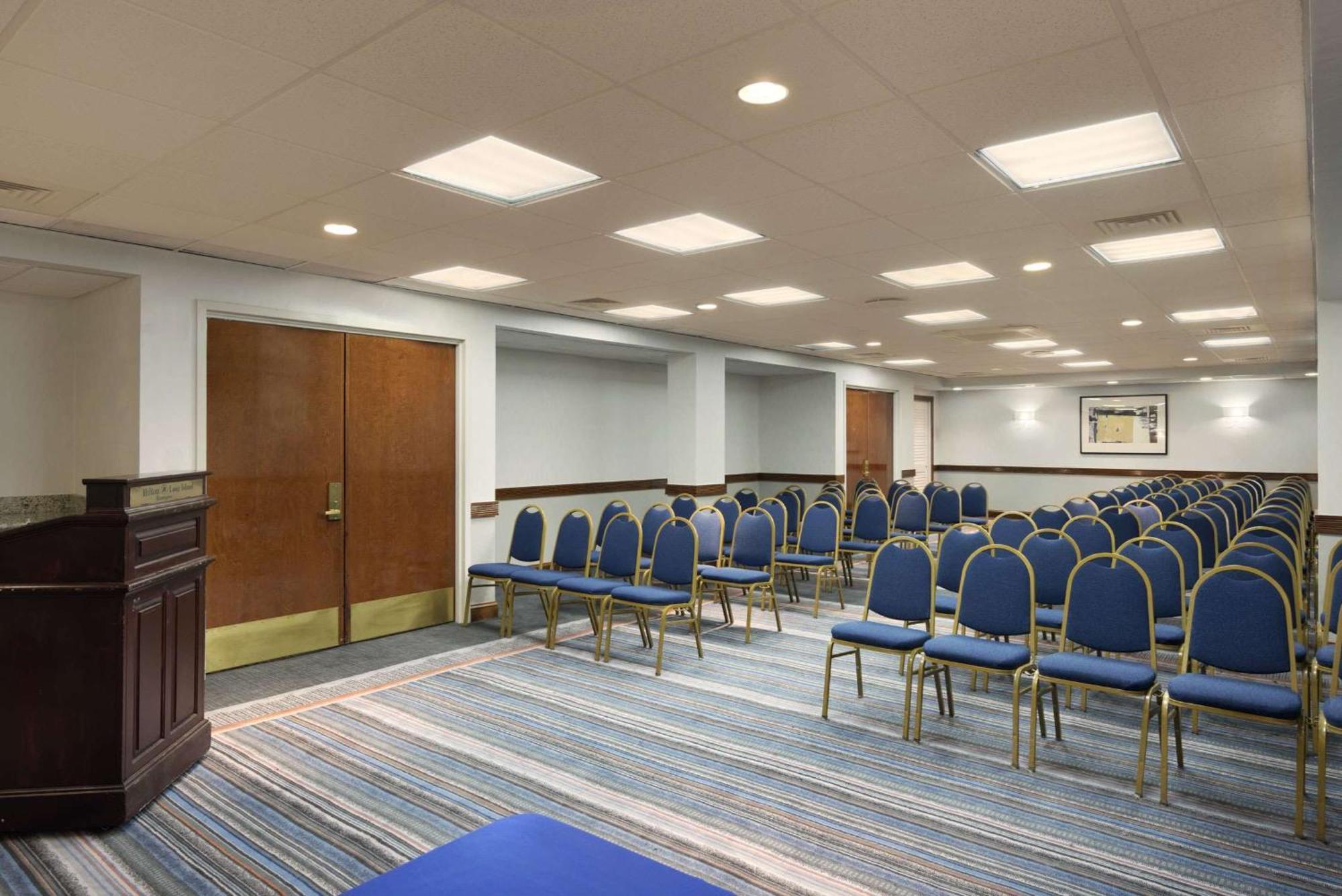 Hilton Long Island/Huntington Hotell Melville Eksteriør bilde